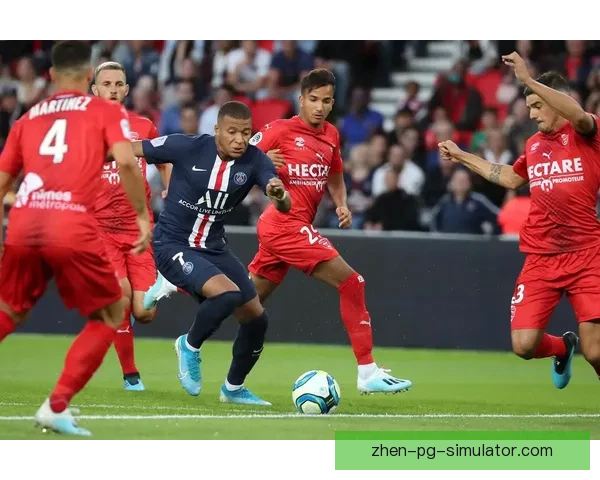 巴黎圣日耳曼横扫法兰西国内赛场加冕双冠王开启王朝新篇章惊足坛